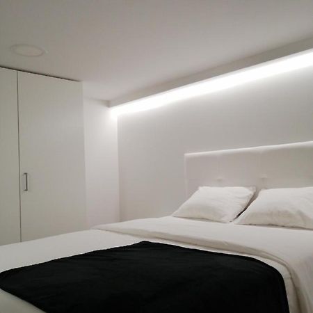 Homeforguest Bioma Modern & Minimalist Apartment Santa Cruz de Tenerife Bagian luar foto